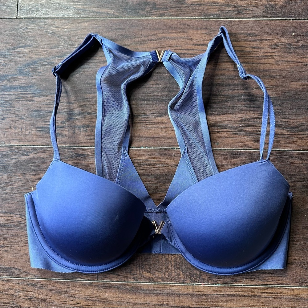 Victoria's Secret Blue Front Closure Lined Demi Bra